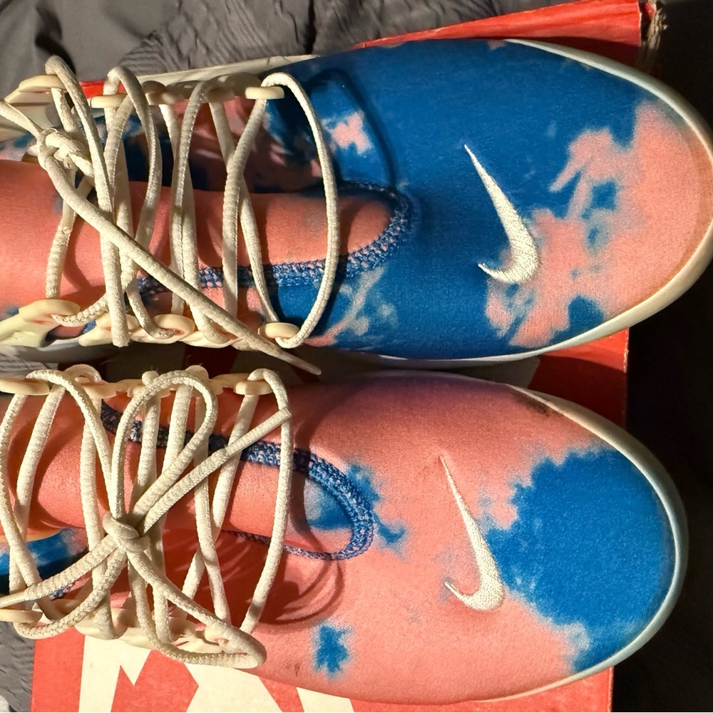 Nike Presto Blue and Pink Tie-Dye Athletic Sneakers - Picture 3 of 6